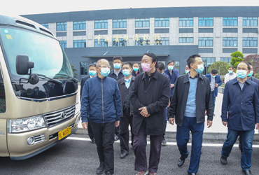 中央指導組成員、工業(yè)和信息化部副部長 指導復(fù)工復(fù)產(chǎn)